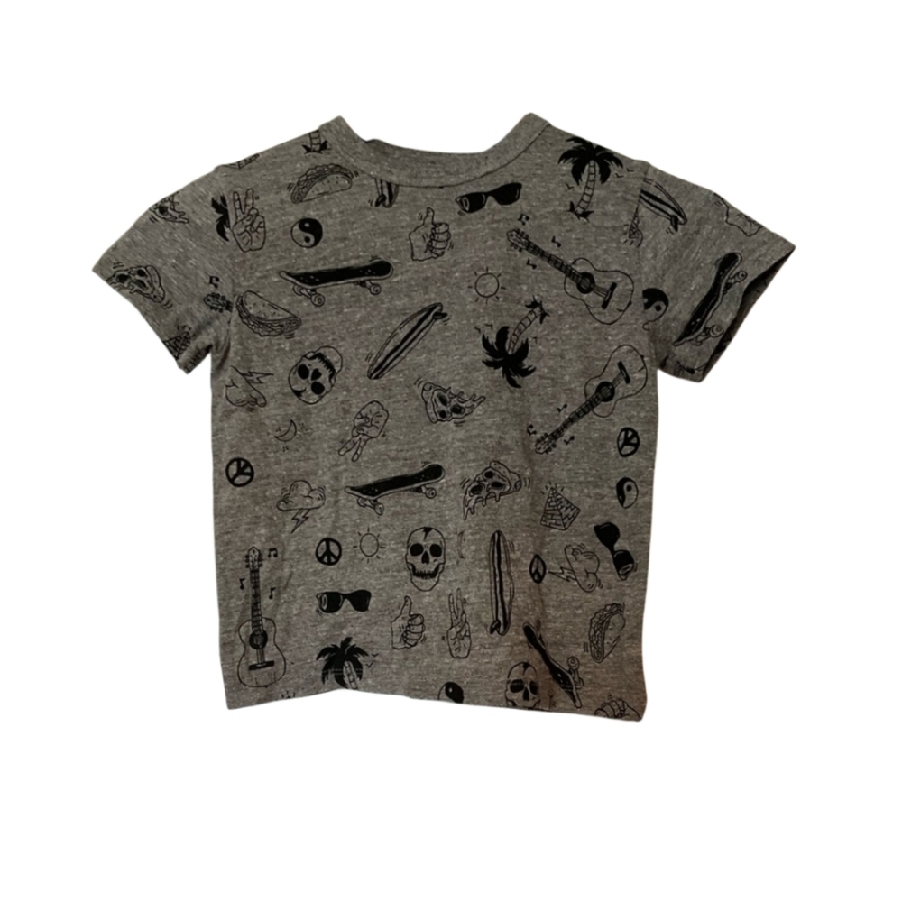NWT Chaser Skulls Skateboards & Sunglasses Short sleeve gray T shirt Sz 6
